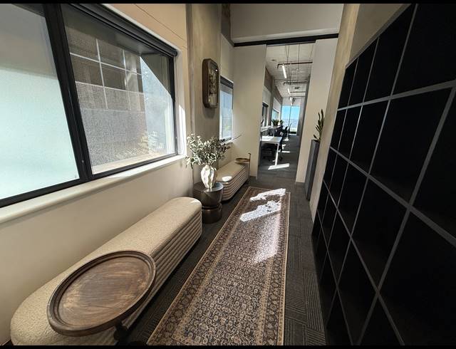 48.80M² SERVICED OFFICE TO LET IN ROSEBANK